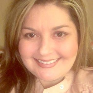 Meet your Posher, Cherie